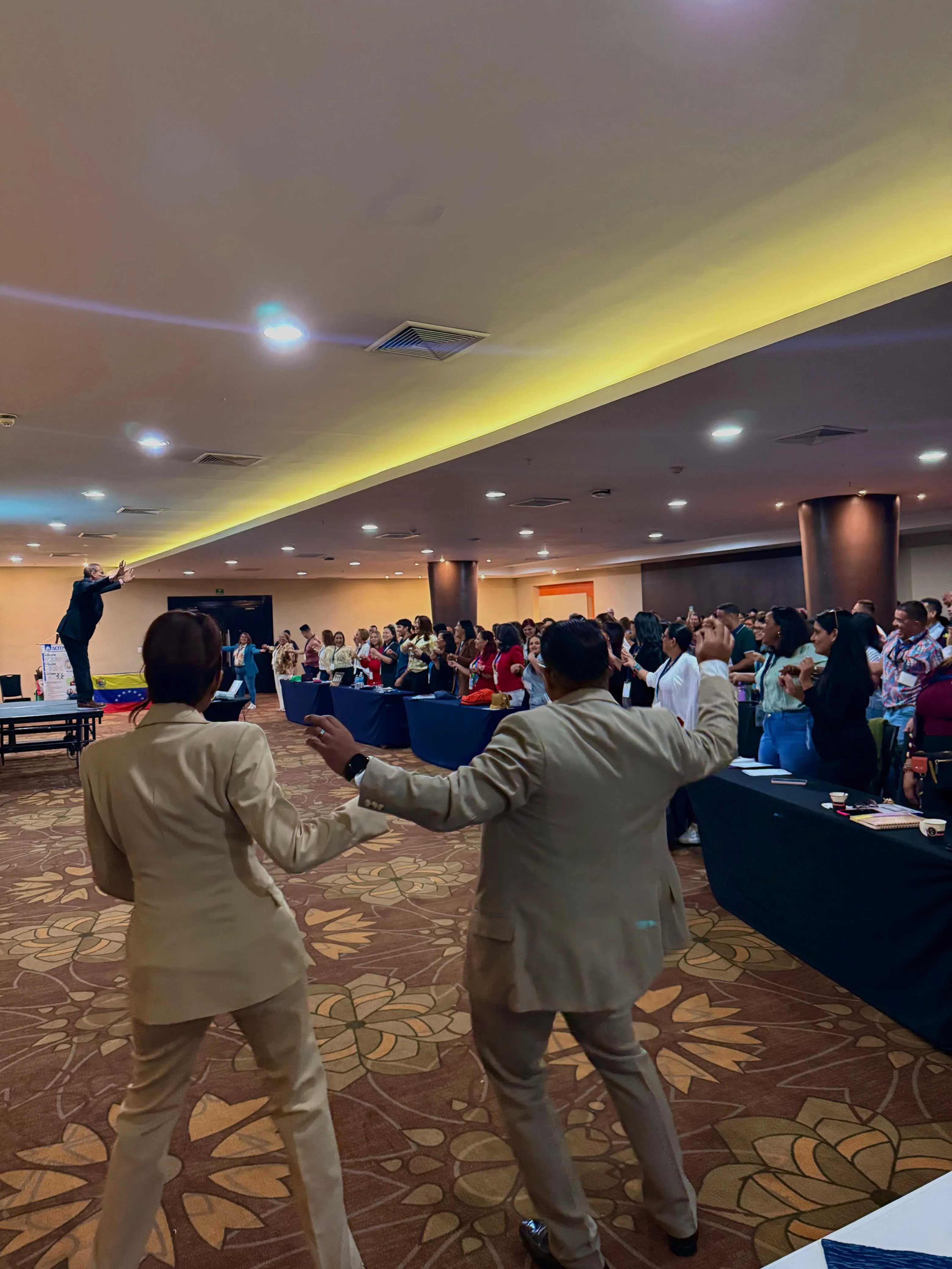 Dinámicas de grupo en convención