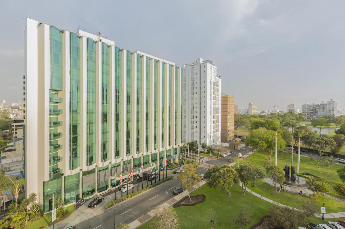 Hotel Delfines Lima - Sede Oficial de la Convención 2026